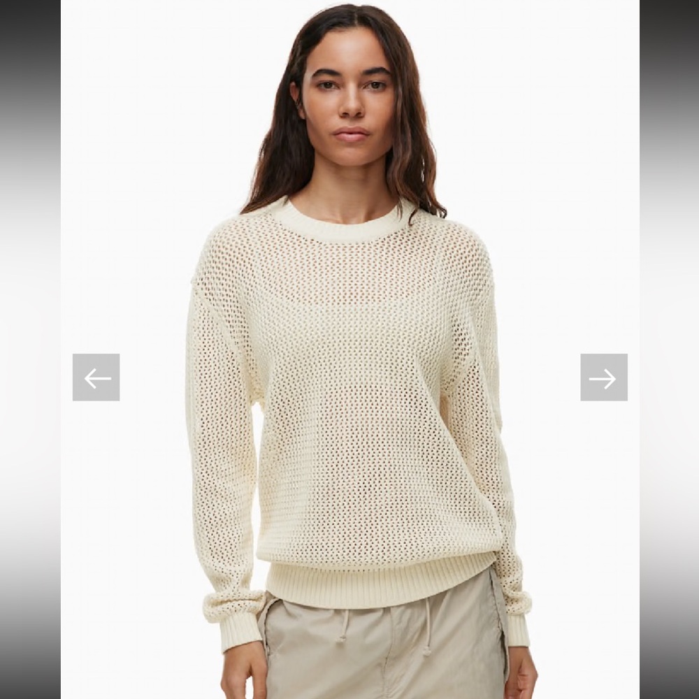 Aritzia TNA Beaumont Sweater Size M
